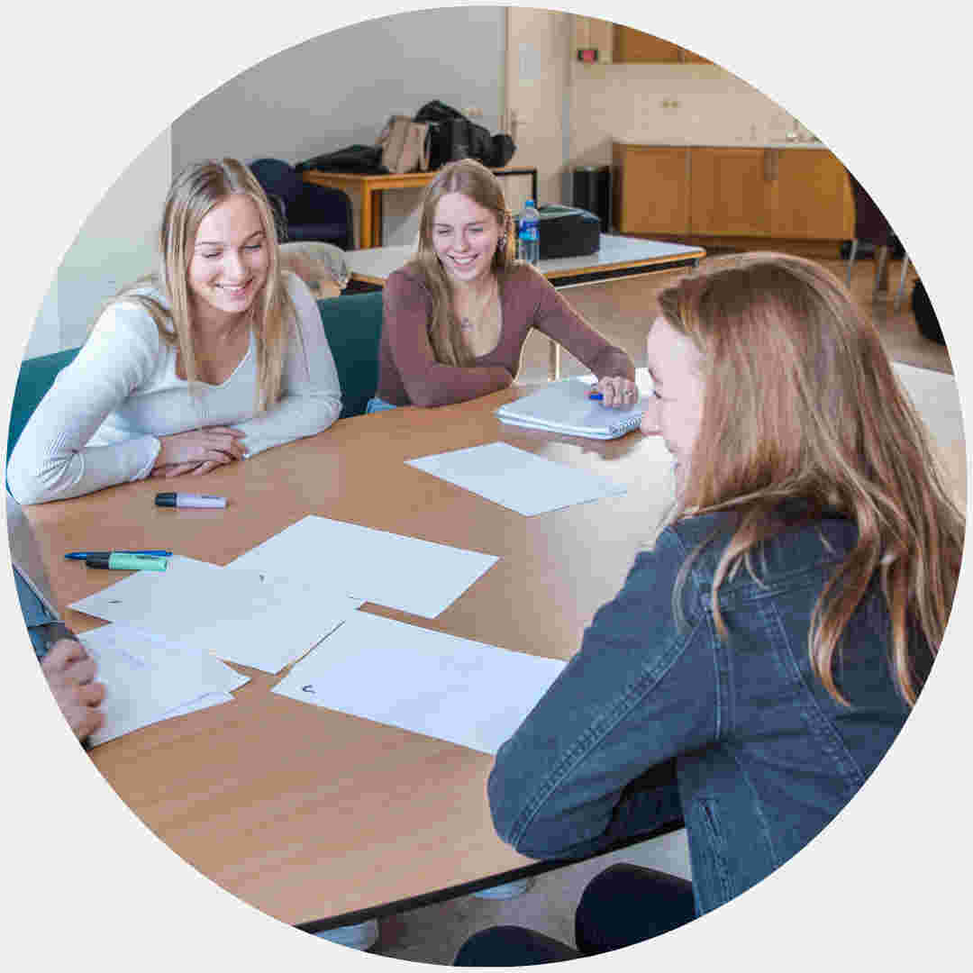 Onderzoek naar vrijwilligerswerk in Utrecht, in samenwerking met studenten en andere partners.