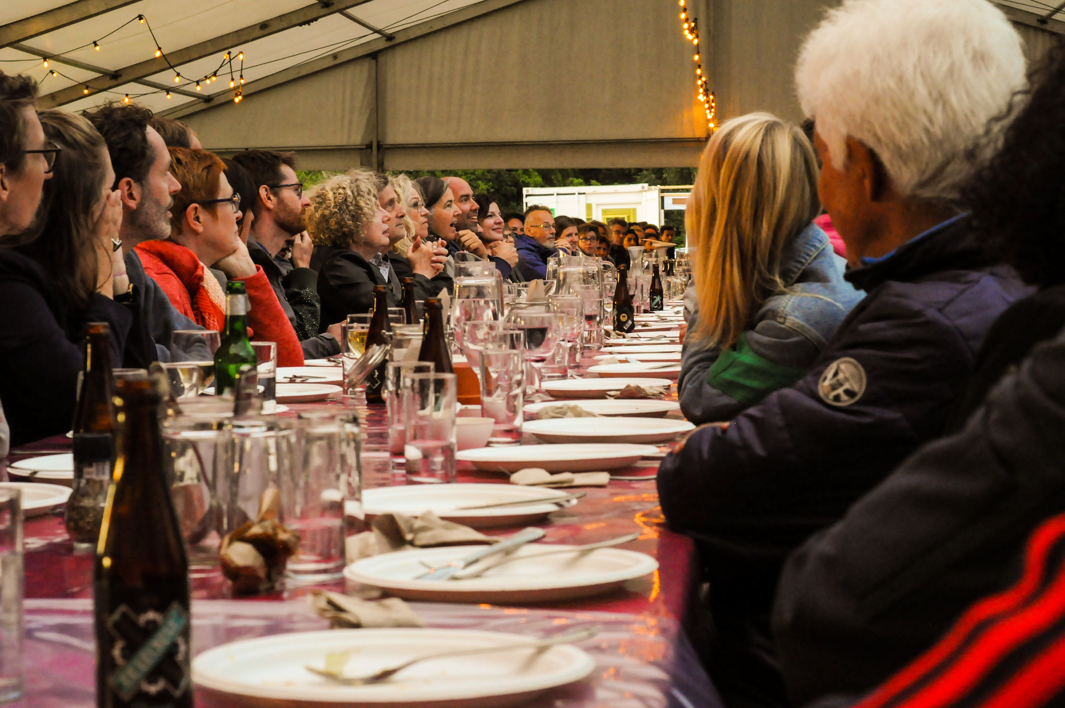 Meehelpen bij toffe theaterproductie?!