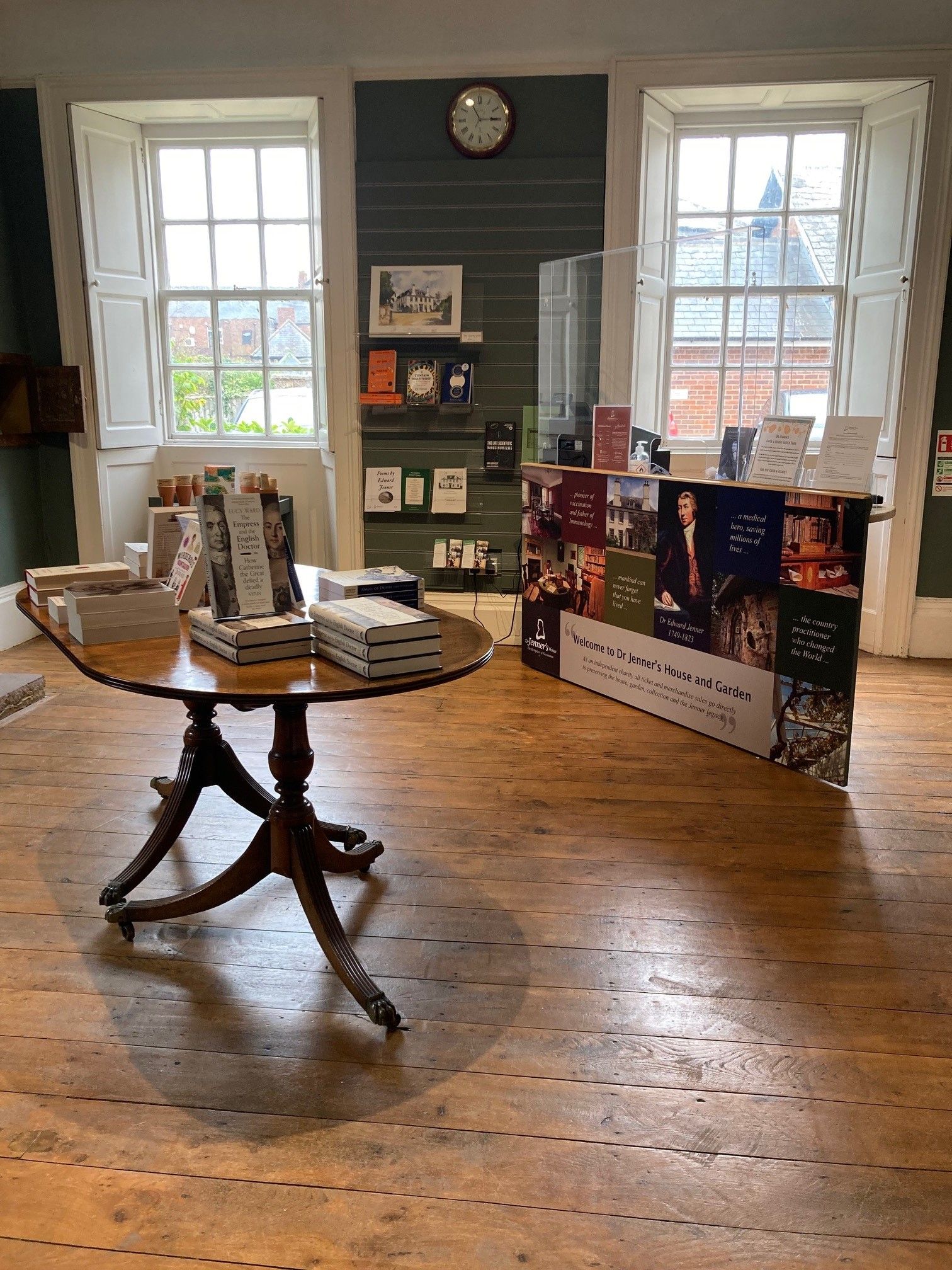 Volunteer Visitor Assistant