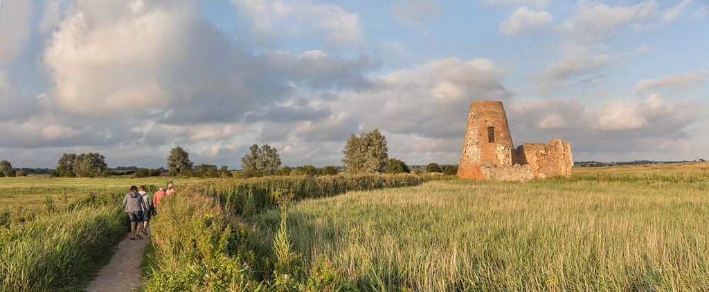 Tour Guide St Benet's Abbey 