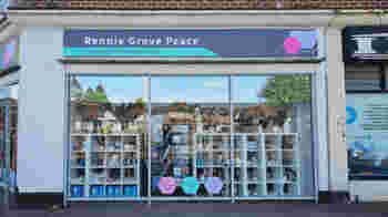 Adopt a shop - social media volunteer