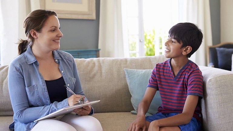 Children and Young People's Counsellor Volunteer