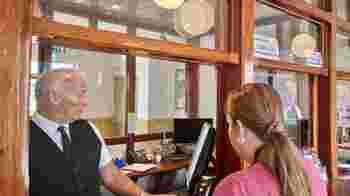 Loketmedewerker gezocht: jouw gastvrijheid is het begin van de reis