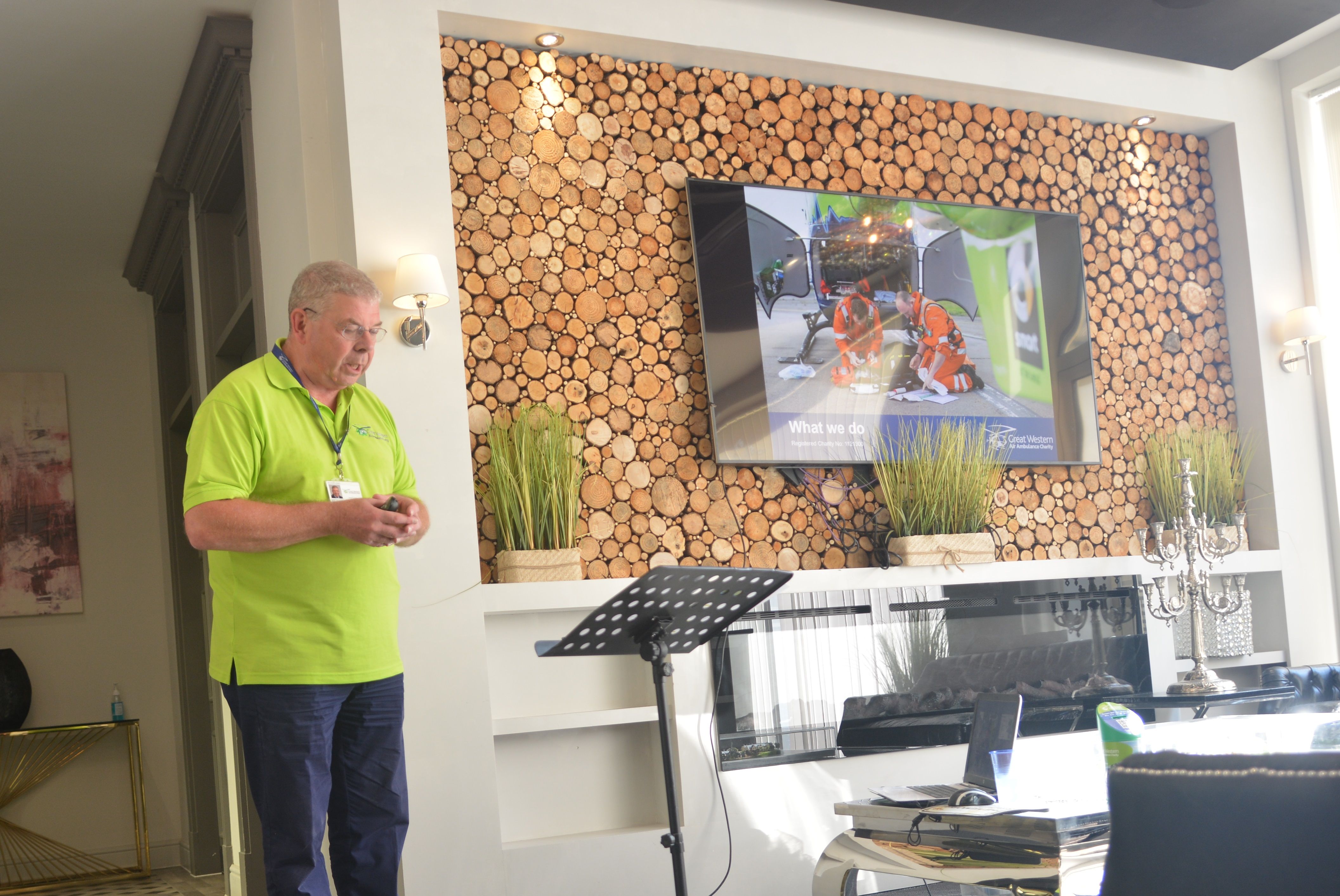 Ground Crew - Public Speaker Volunteer