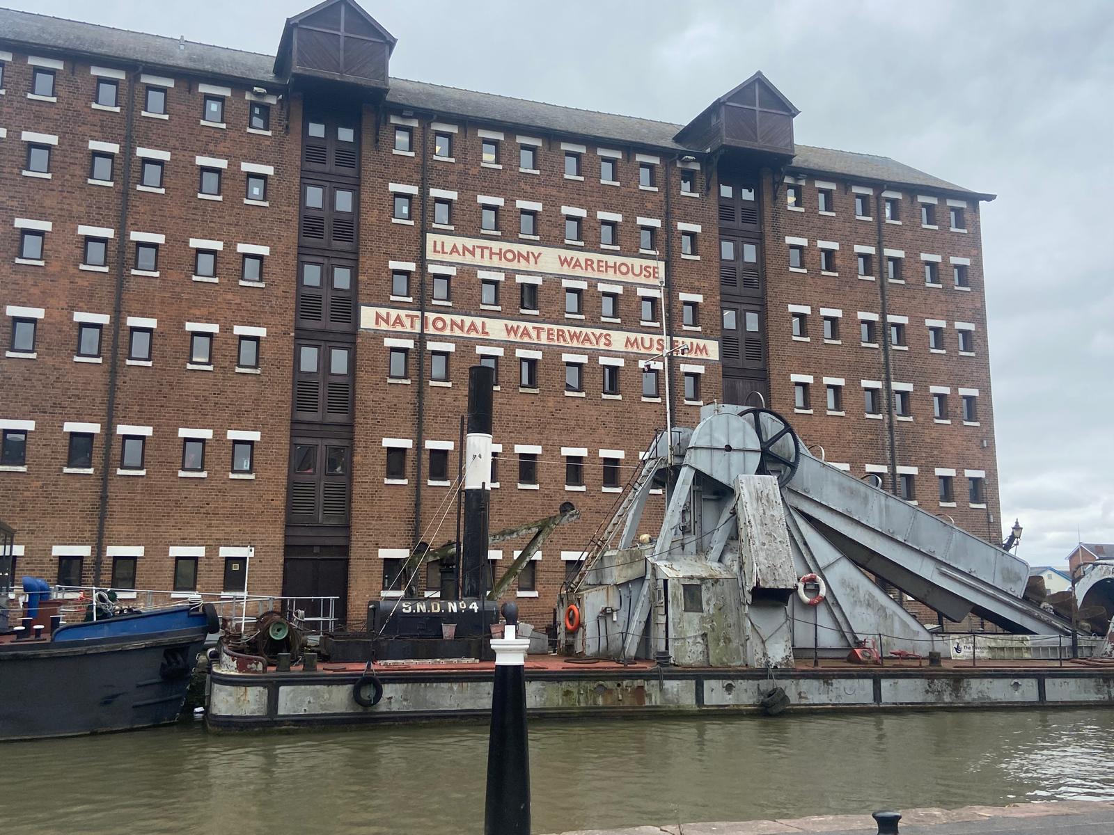 Boat conservation volunteer