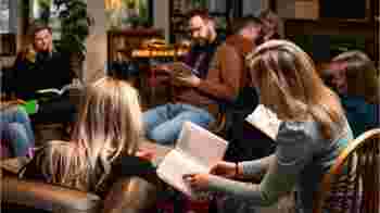 Word vrijwilliger bij Bakkie & Verhalen! (2 Gastheren of Gastvrouwen gezocht)