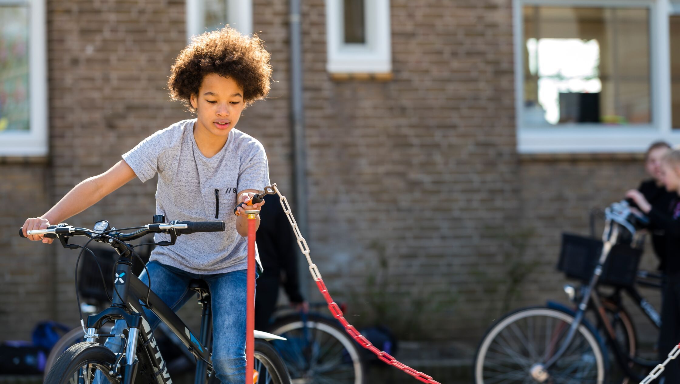 Vrijwilliger bij ANWB Streetwise – Wil jij kinderen meer leren over het verkeer?
