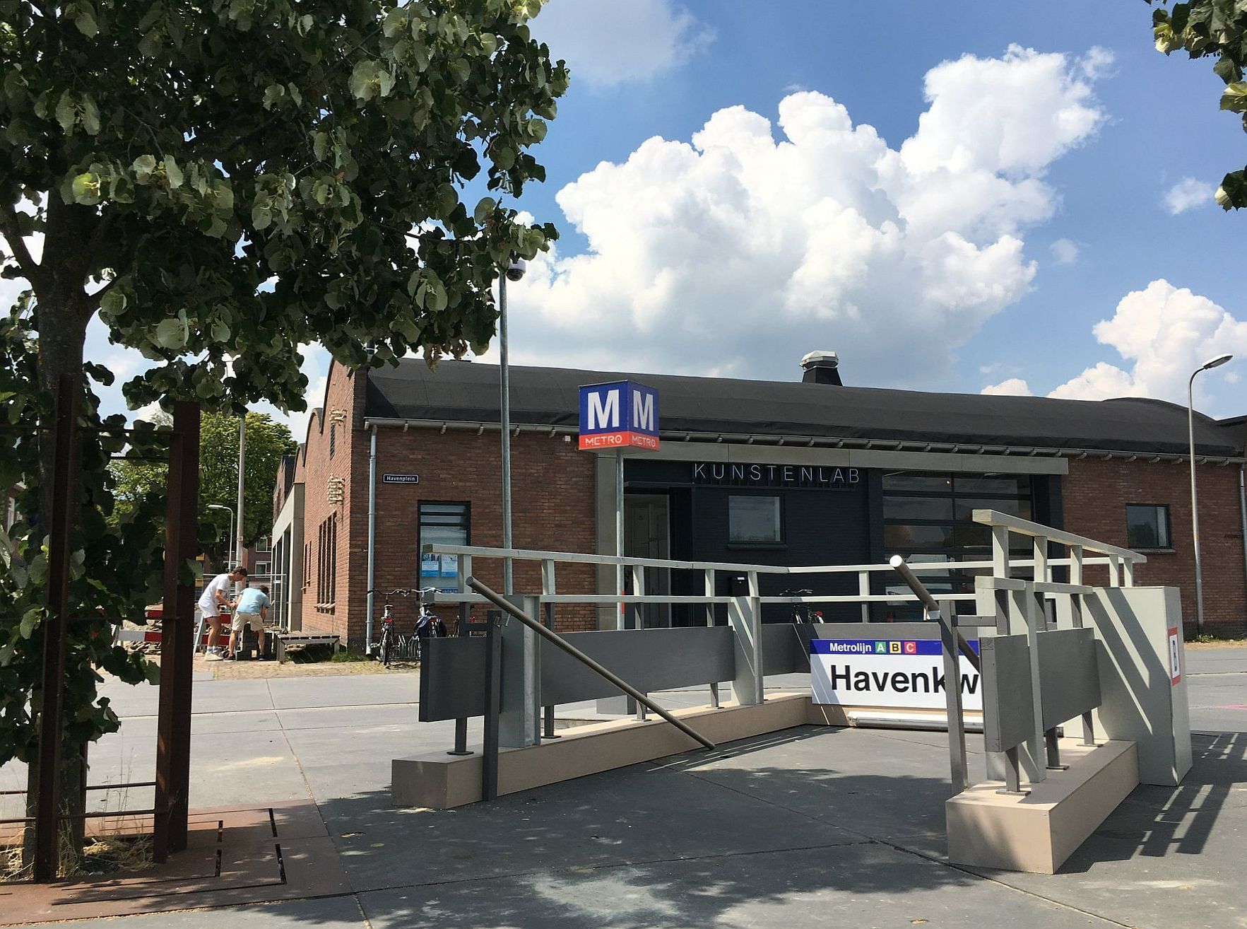 Suppoost/host (weekenden)