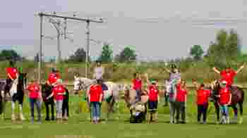 Helpen bij paardrijlessen voor mensen met een beperking