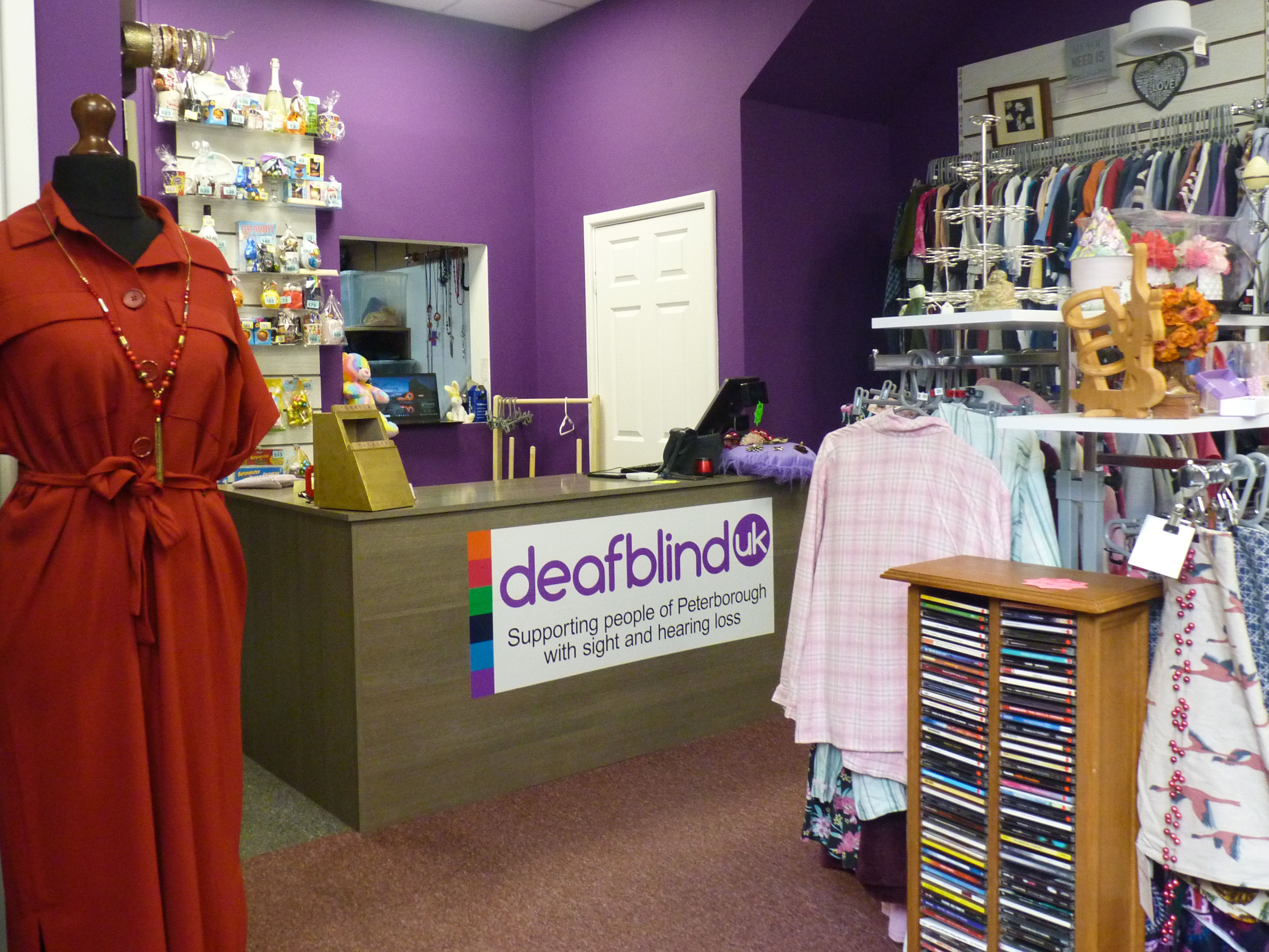 Retail Shop Volunteers