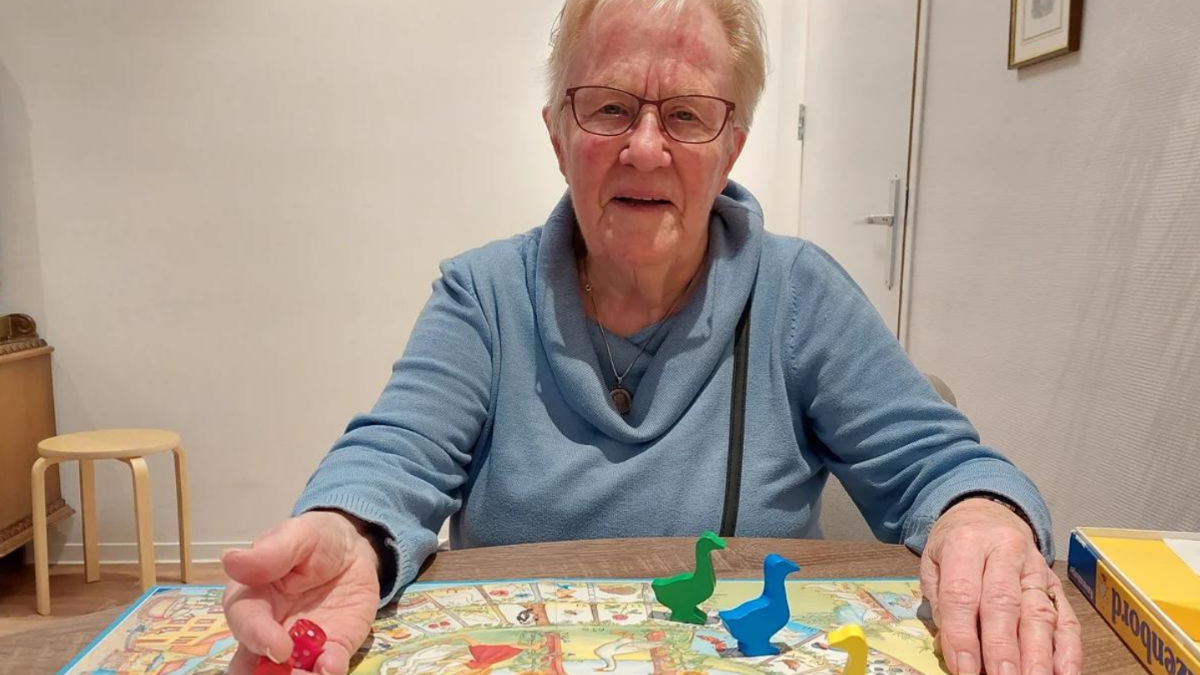 Ank vanVeldhuijzen vrijwilliger Aliantus Seyst