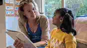 Word jij ook SchoolMaatje? Help een kind (8-12 jaar) om goed mee te kunnen doen.