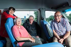 1 x per maand als chauffeur met een rolstoelbus naar de Maxis in Muiden.