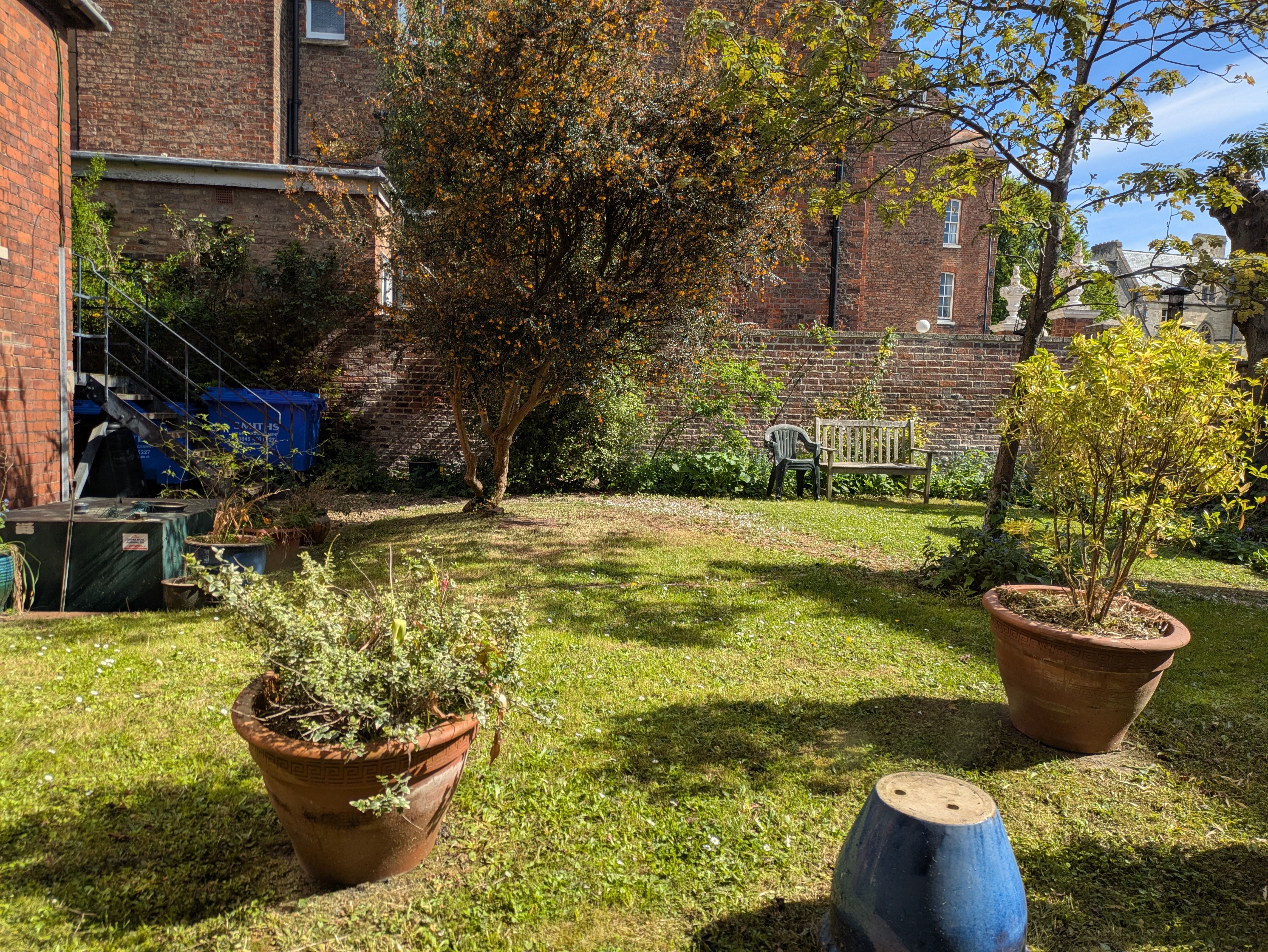 Volunteer Gardening Enthusiasts needed!