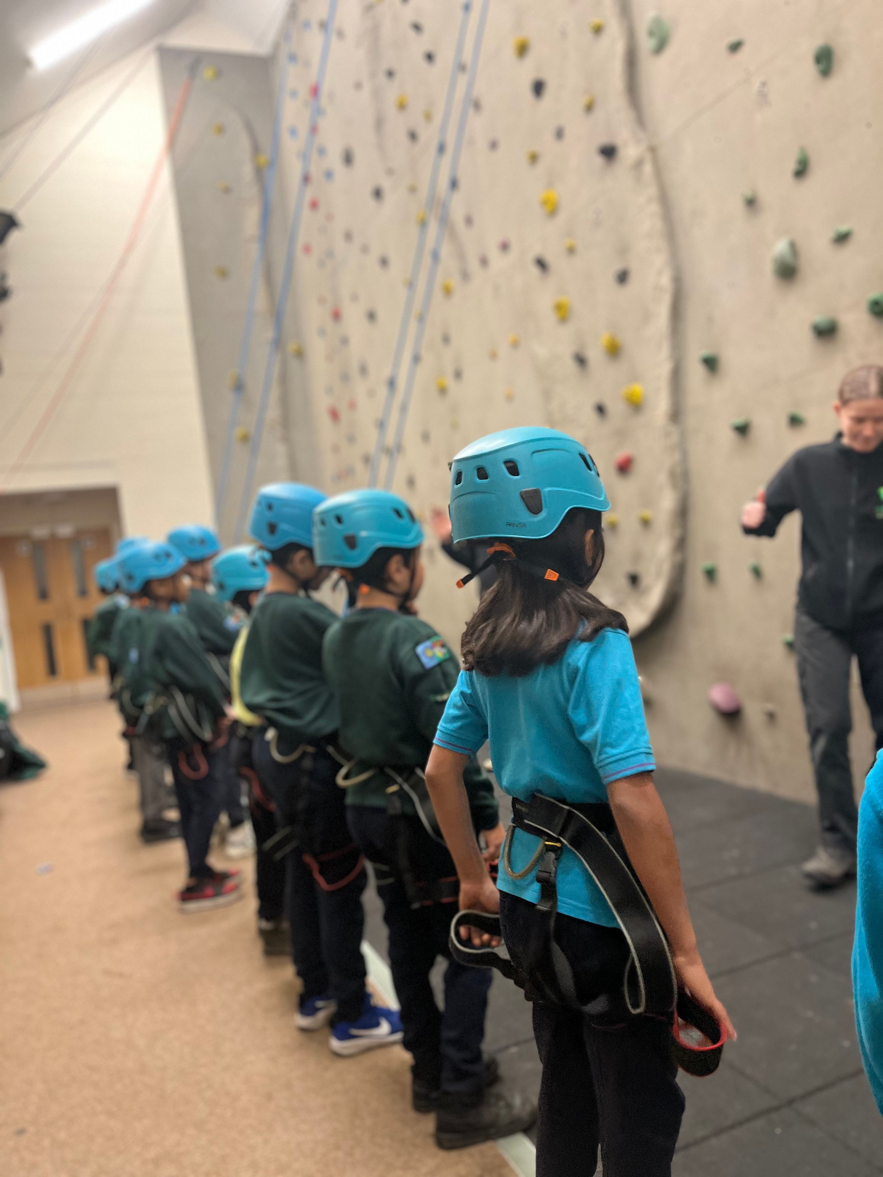 Volunteers needed for Scouting supporting young people aged 6 - 10 years old