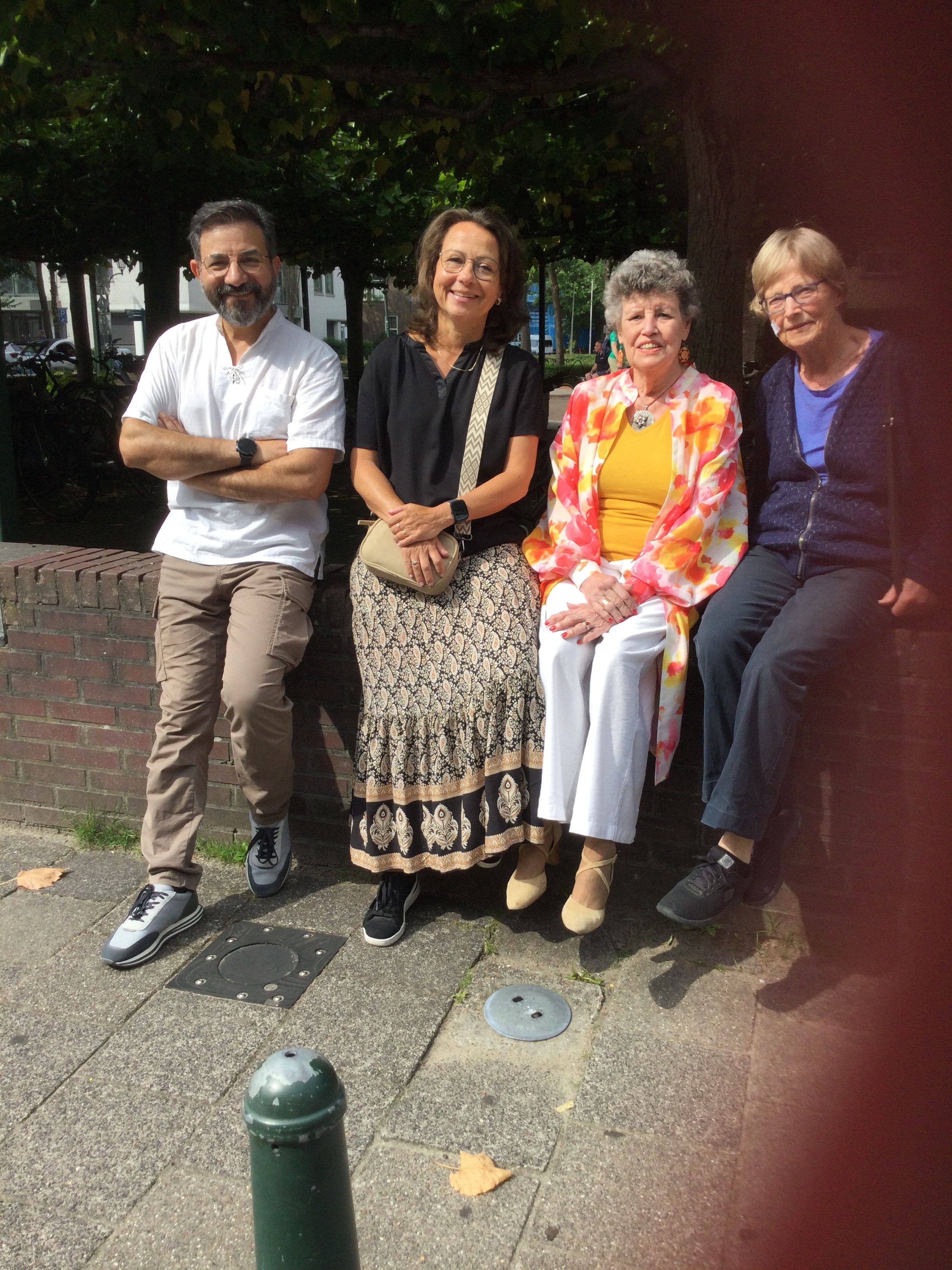 Vrijwilliger Taalcafé Gilde Gooi Noord in Bibliotheek Gooi+ in Bussum