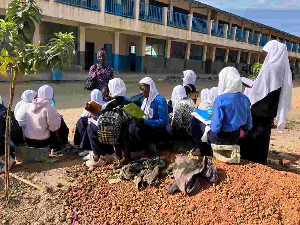 Enrich your life: go to Gambia and volunteer for Education or Healthcare projects!