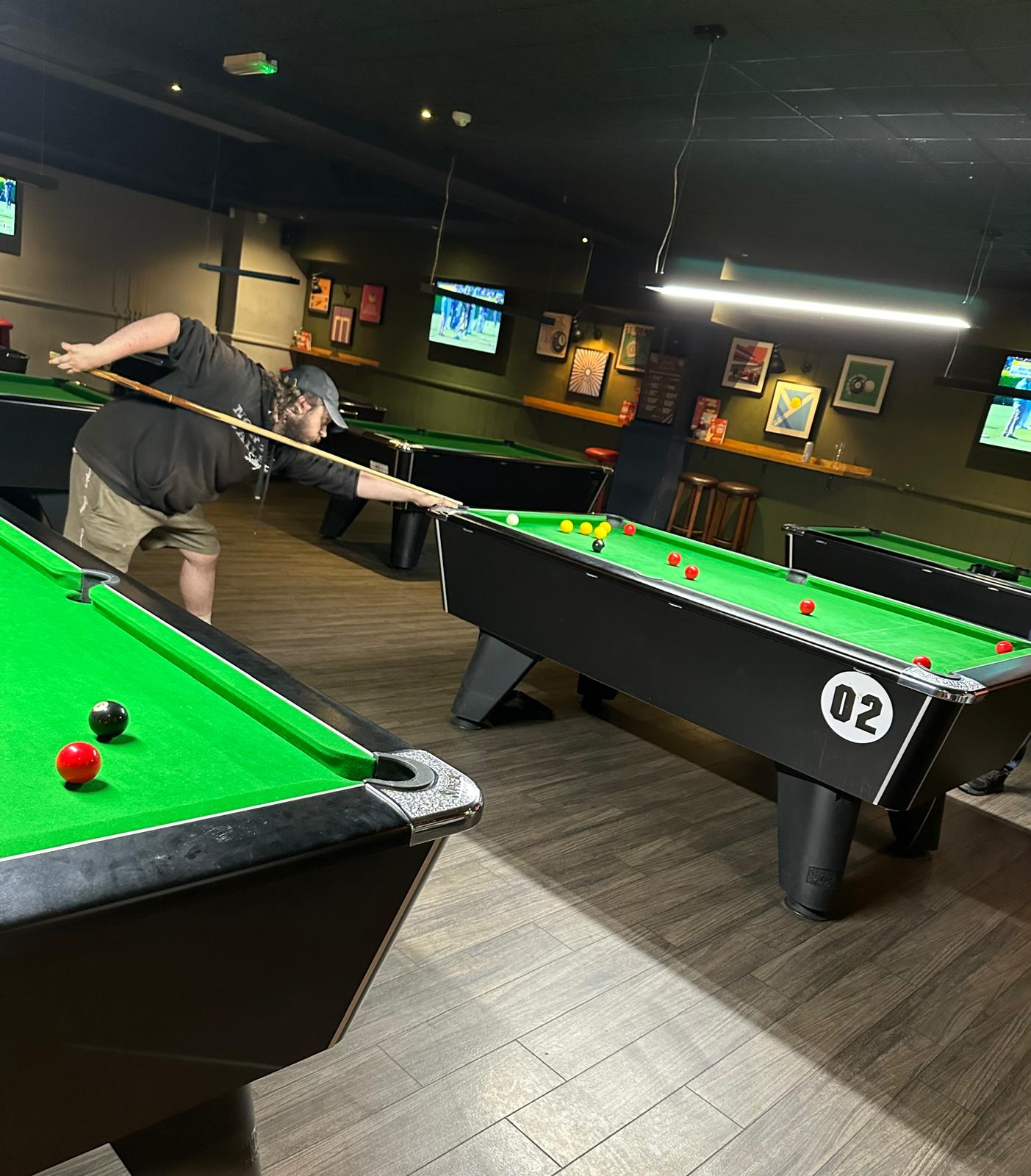 Chat Central: Pool at Rileys 