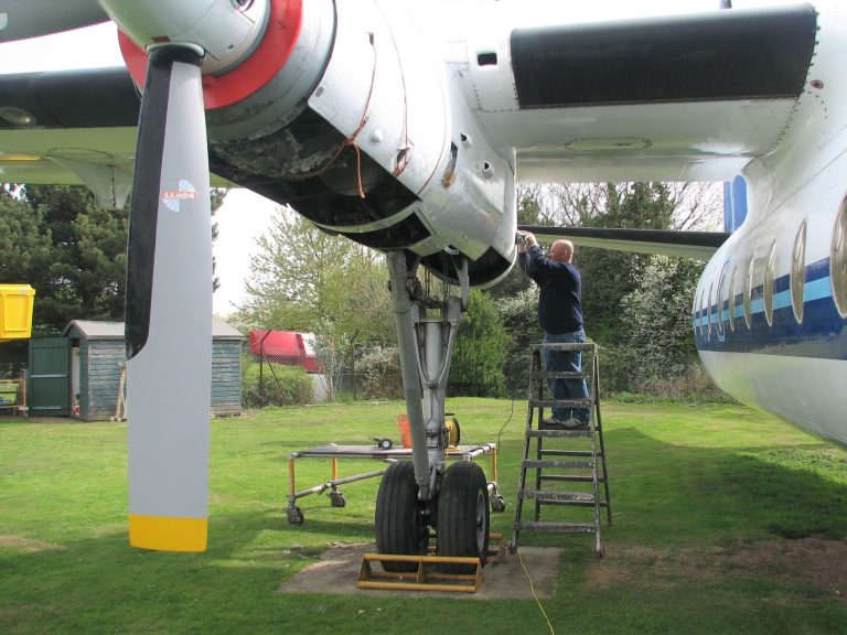 Aircraft Maintenance Volunteers