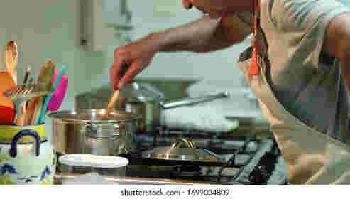 Experienced Cook - Volunteer