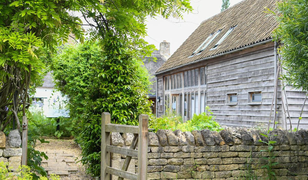 Volunteer Cafe Assistant