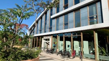 Gastvrouw/-heer Huizen