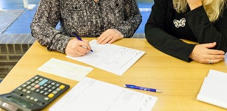 Bent u iemand die het leuk vind om bewoners te helpen bij praktische zaken?