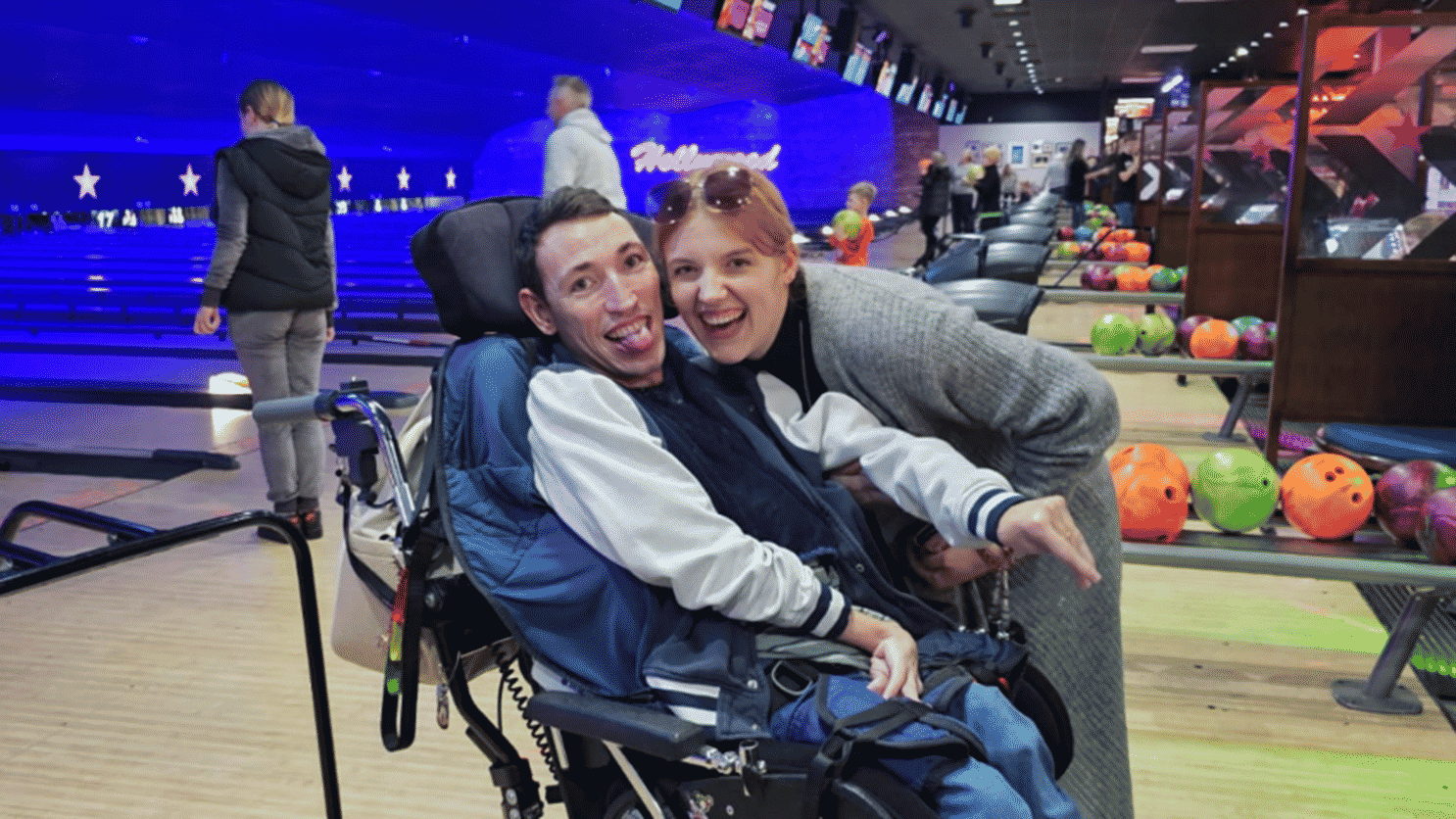 Evening Social Activities (Disco & Dynamo Club) Volunteer