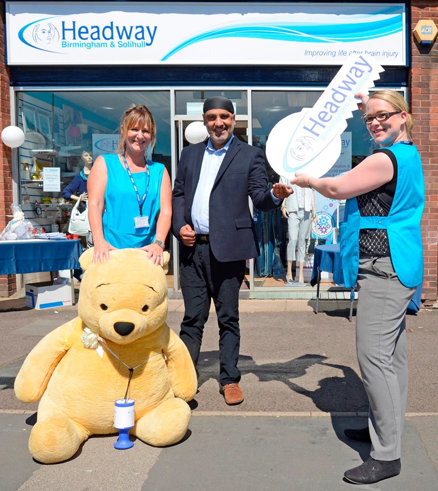 Volunteer Shop Assistant 