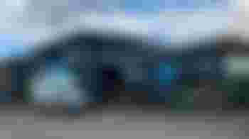 Medewerker goederenontvangst Dorcas winkel Dronten