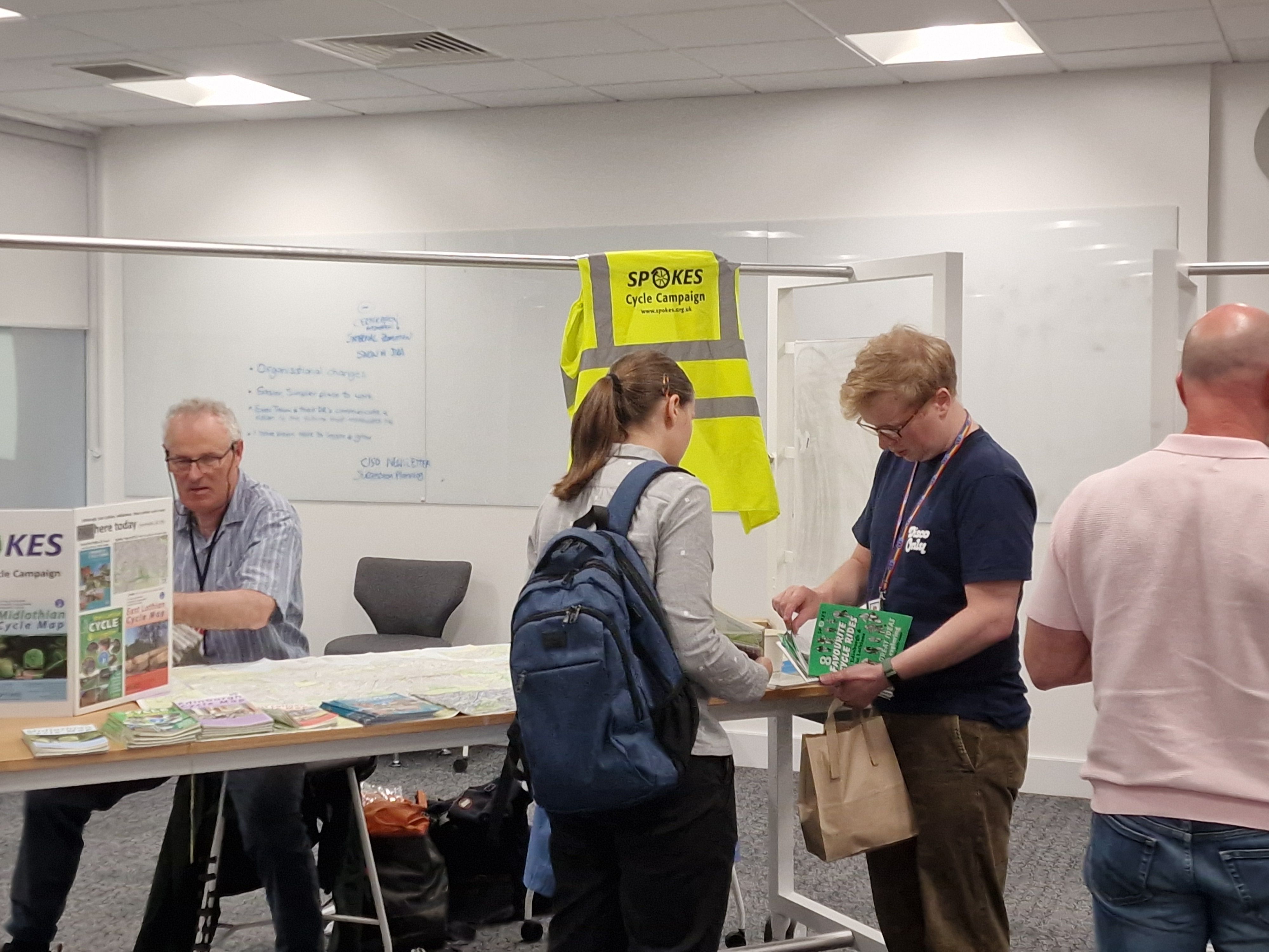 Volunteers Wanted: Great Green Commute Expo in Gloucester! 🚴‍♀️