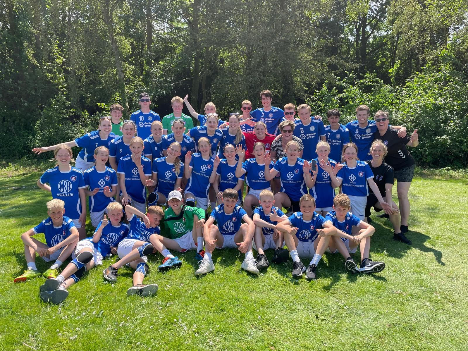 Helpen met het geven van training en ondersteunen bij activiteiten