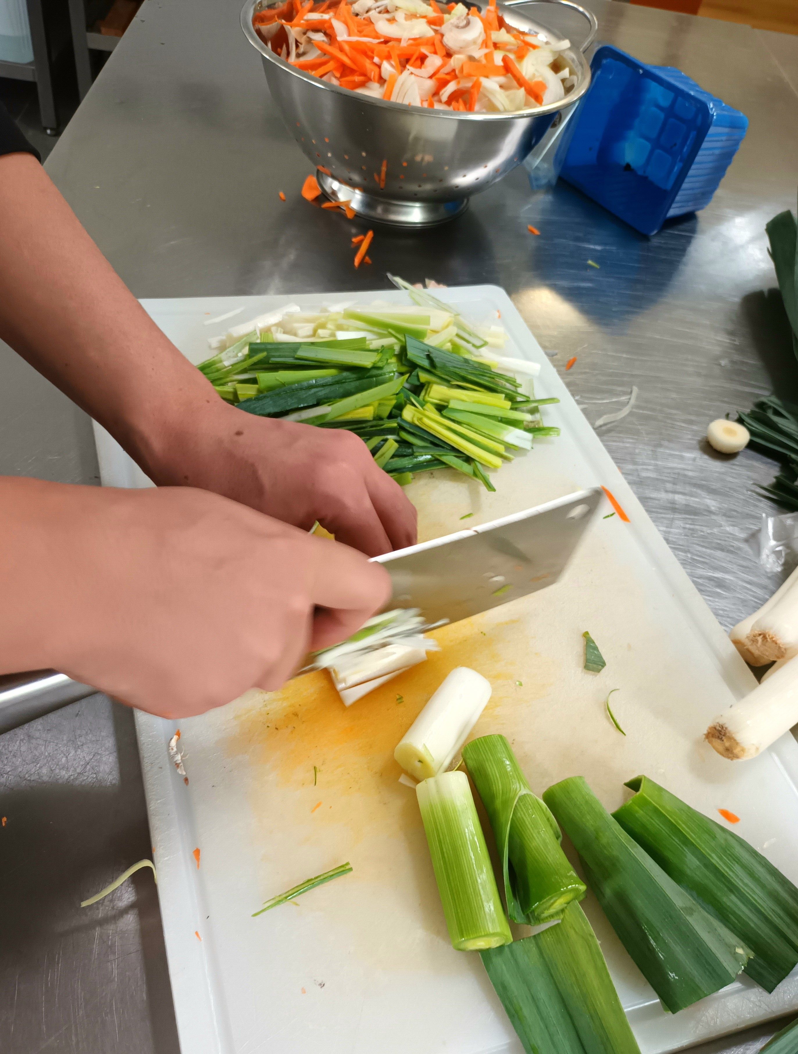 medewerker keukenteam van 10.00-14.00 