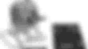 Enthousiaste Bingo-omroeper