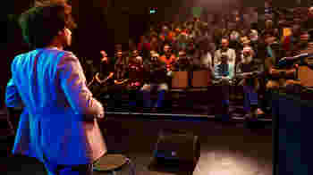 Gezocht: Gezellige Barmedewerker voor Theater Het Pakhuis!