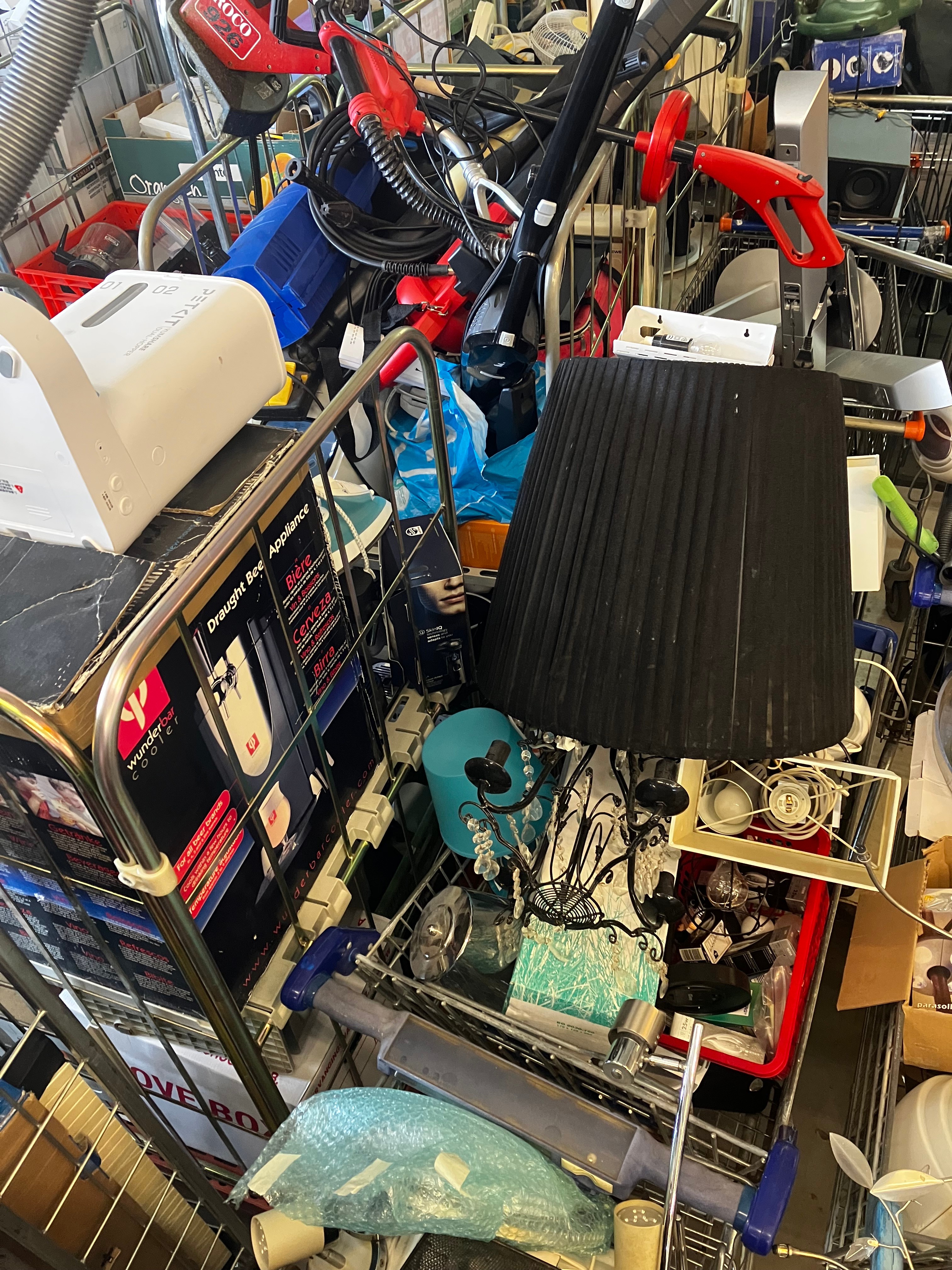 Medewerker elektronica / lampen