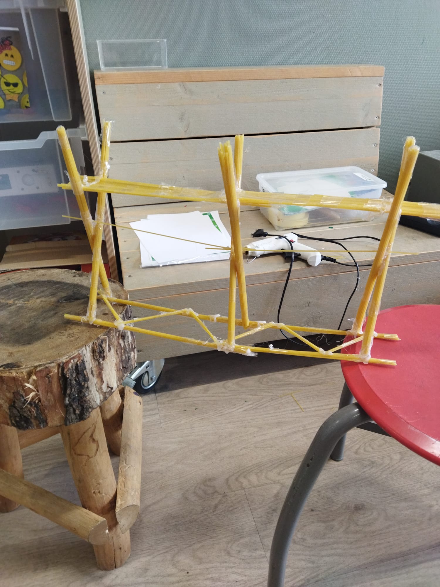 Prikkel jonge breinen op de Maaspleinschool!