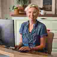 Coördinator Vrijwilligersloket
06 17 69 16 14
Bel, mail of app gericht als je een vraag hebt over vrijwillige hulpverlening. Wilma van den Brink