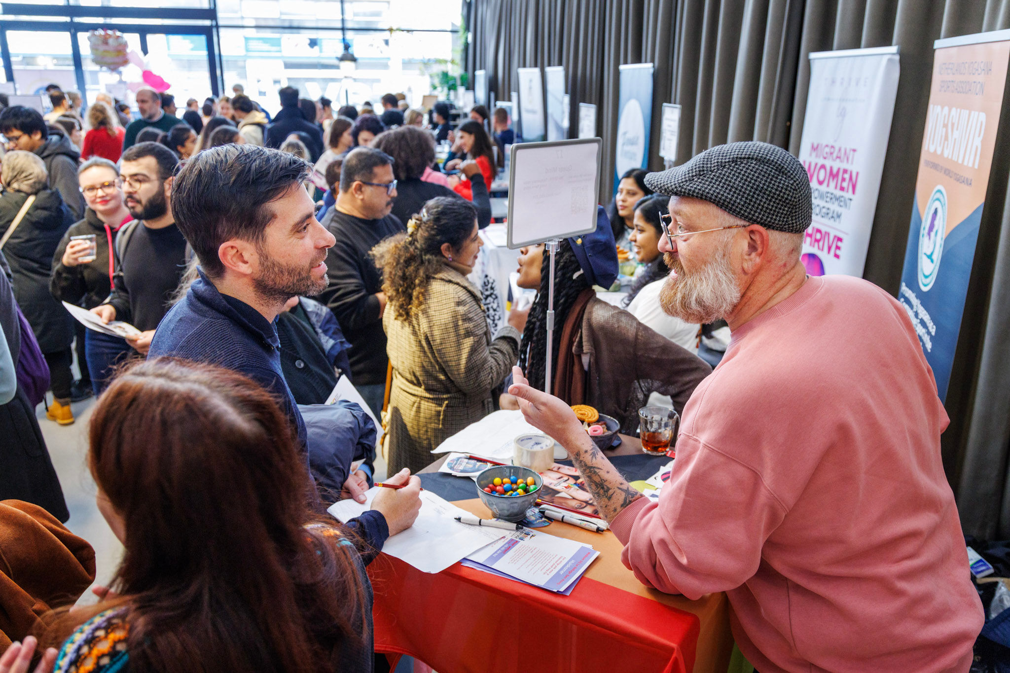 The Volunteer The Hague's 2025 Mix & Match Volunteer job Fair was a success. Over 300 internationals who live in The Hague region applied to over 300 volunteer roles with more than 30 local organizations. 