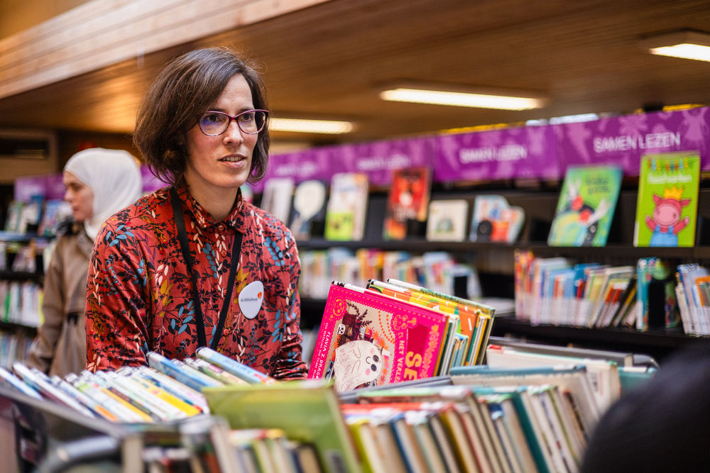 Helpende handen voor Bibliotheek Tuinwijk