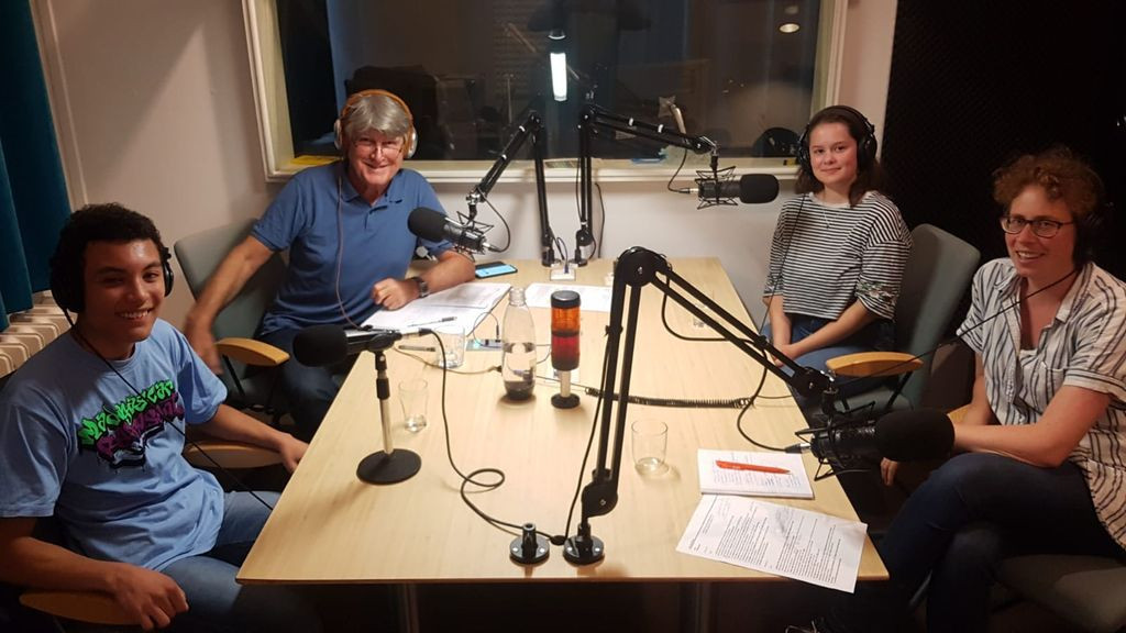 Medewerkers RTV Rijnstreek, lokale omroep voor Wageningen