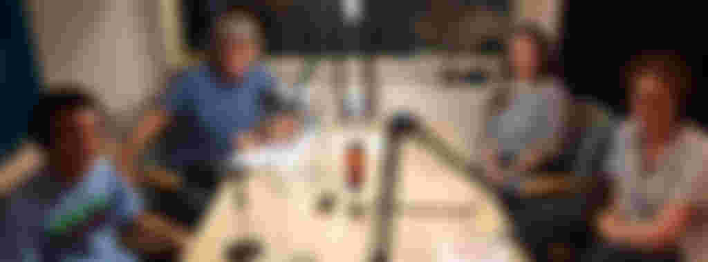 Medewerkers RTV Rijnstreek, lokale omroep voor Wageningen