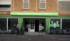 Tankstation, cultureel vulpunt