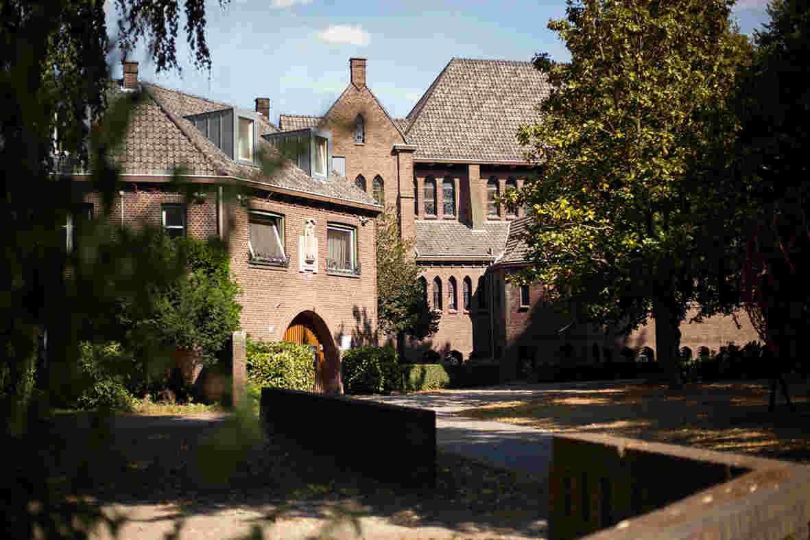 Emmaus Feniks Kringloopwinkel