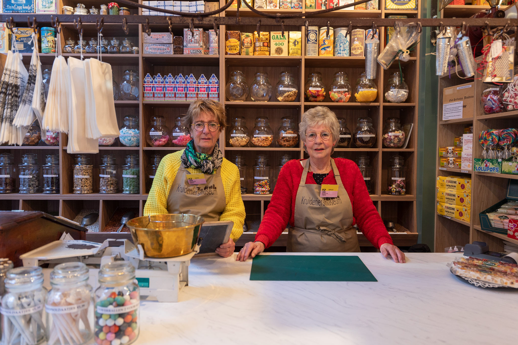 Betje Boerhave zoekt nieuwe hulp voor oude kruidenierswinkel 