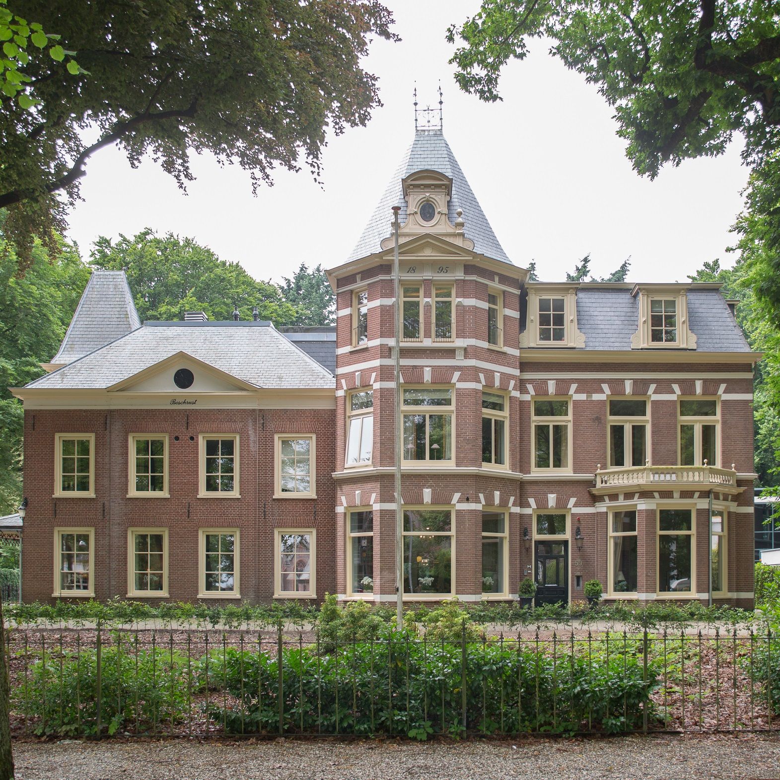 Bloezem Apeldoorn - Loolaan