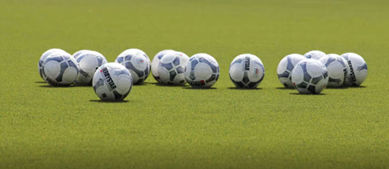 Assisteren bij de training van een JO9 team SV Colmschate