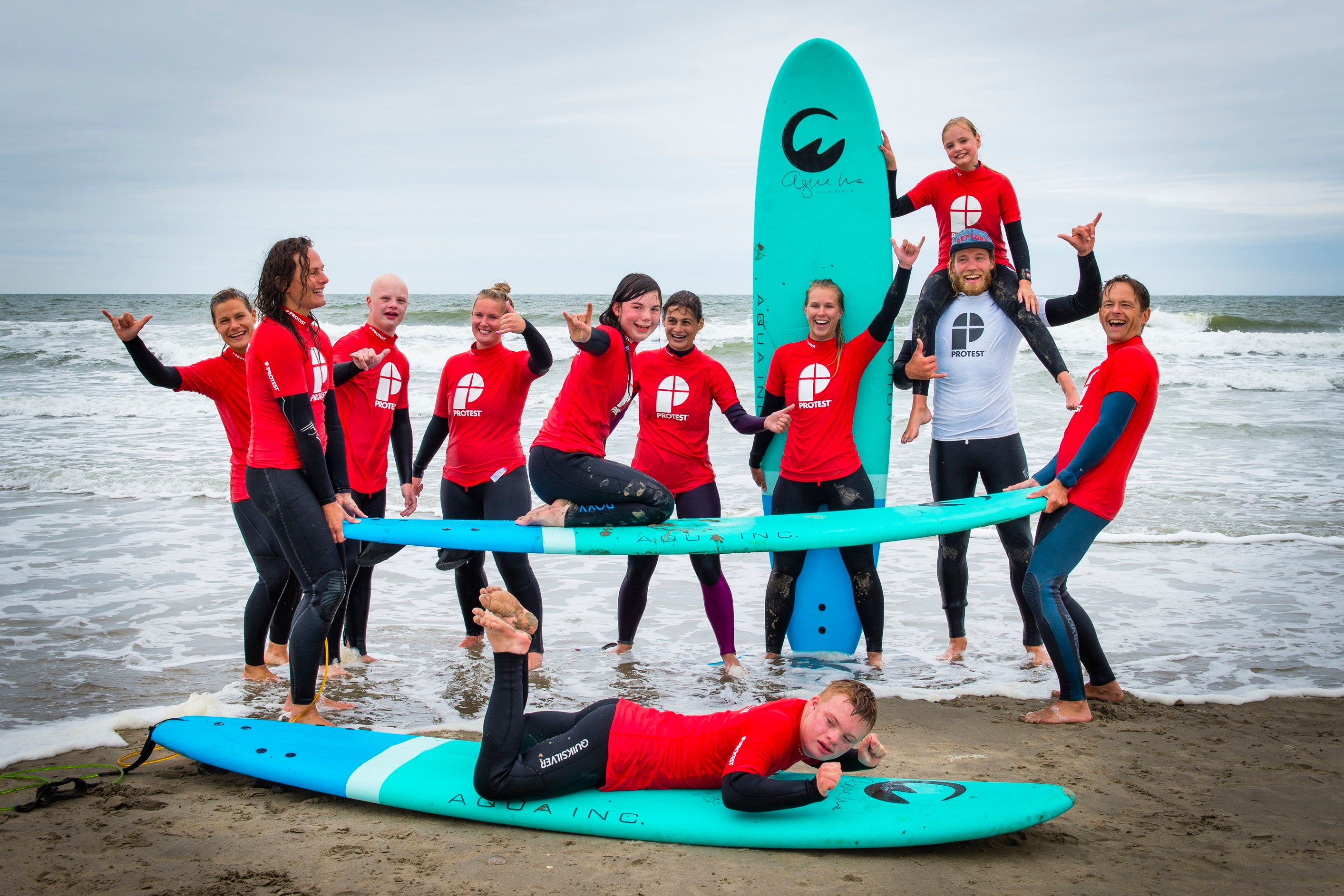 Begeleiders en fotografen gezocht!