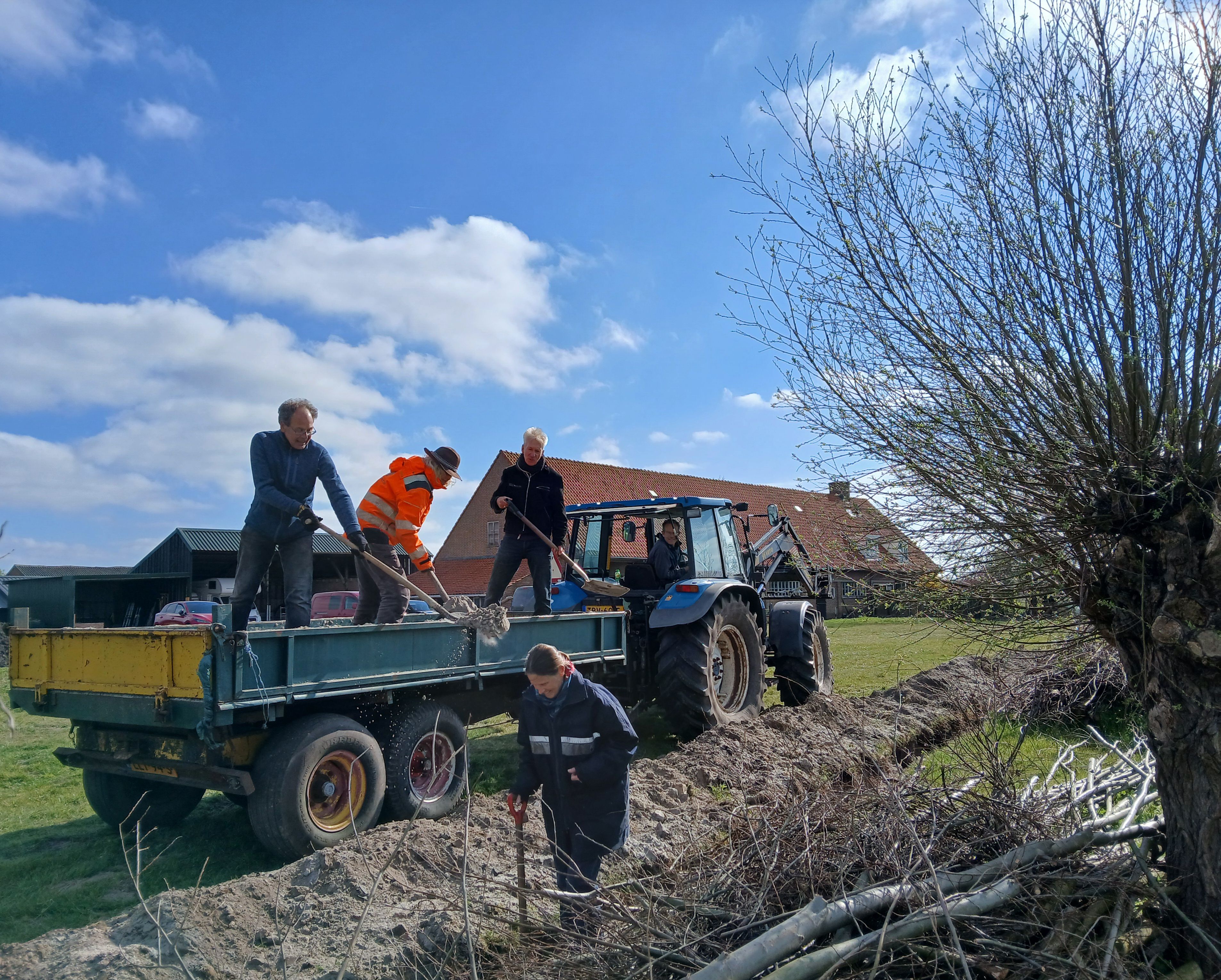 Technische tuinhanden en timmerman gezocht