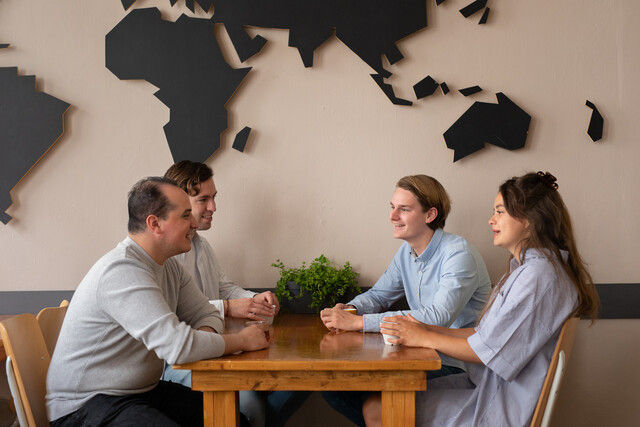 Spaanstalige familie zoekt Nederlands gezin om samen op te trekken